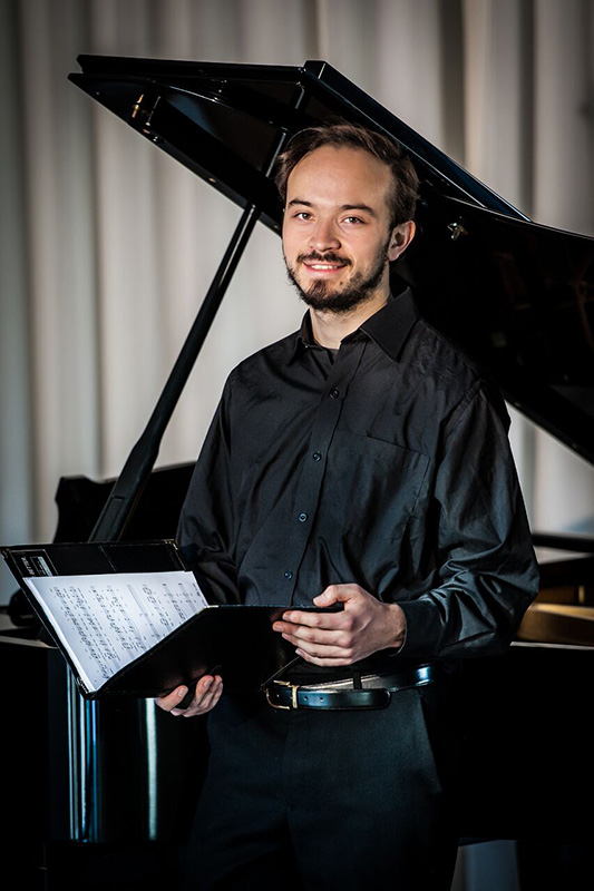 Álvaro Tinjacá Bedoya (Konzert: Aus der Magdeburger Schatztruhe)